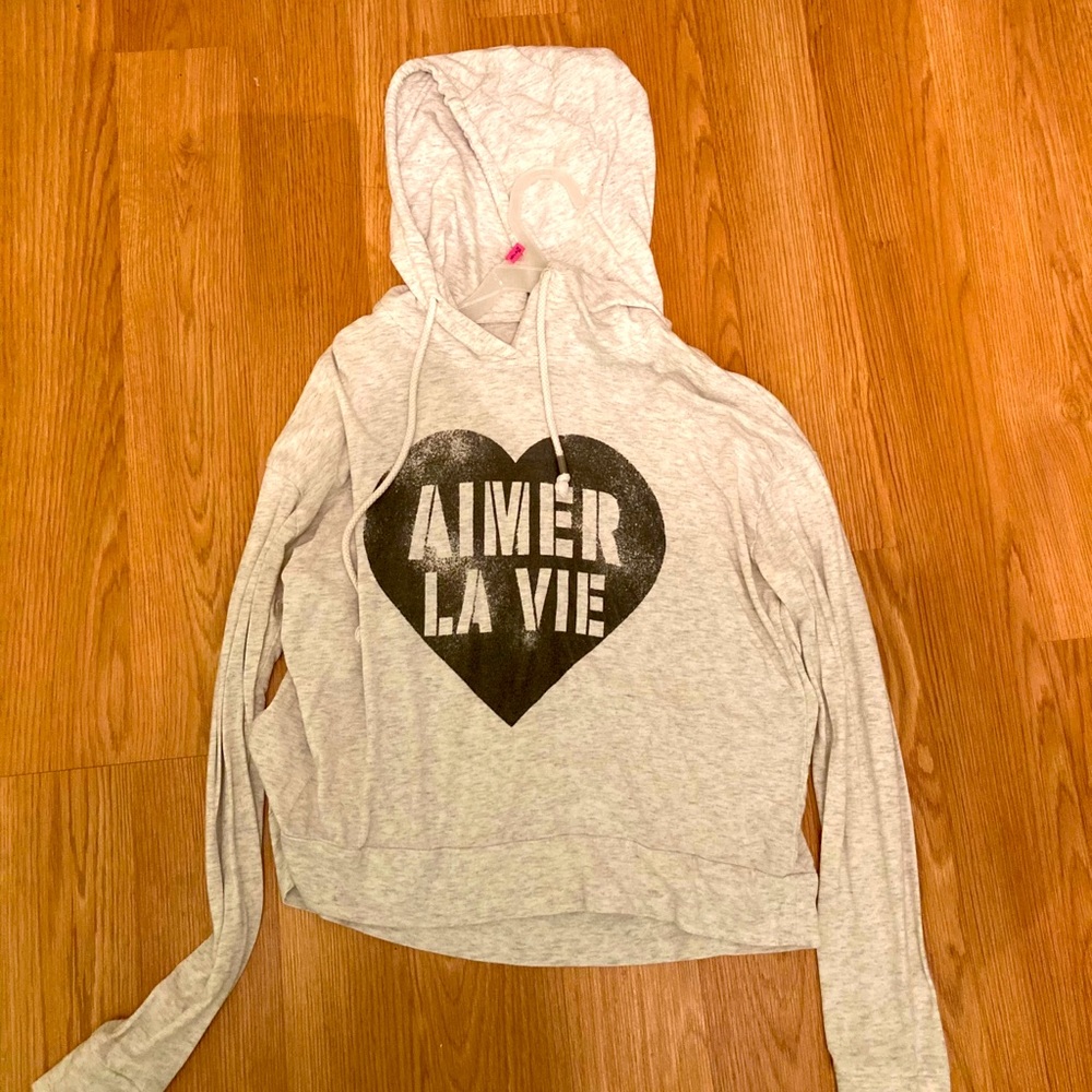 Lightweight hooded Graphic Sweatshirt